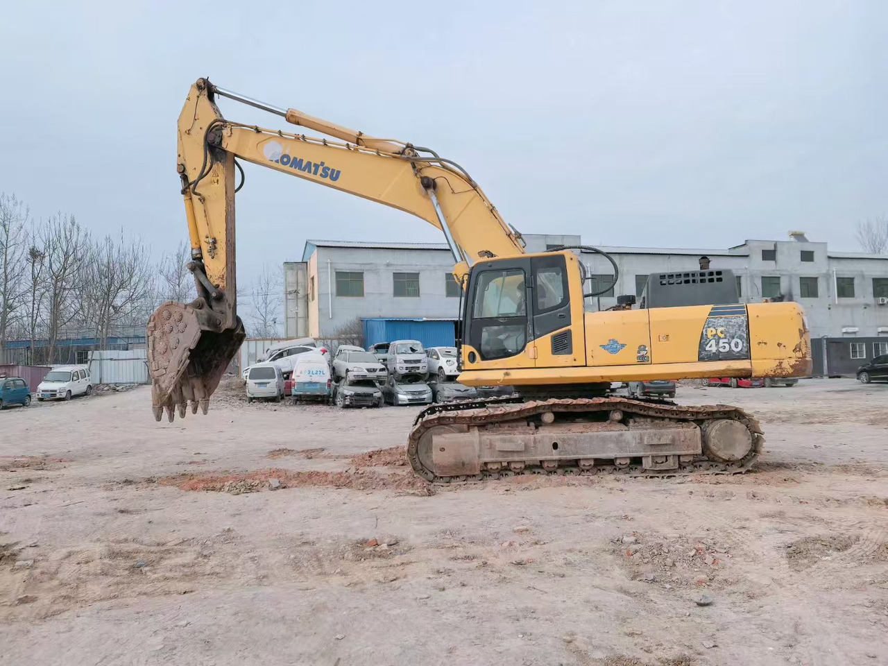 KOMATSU PC450-8 - حفار زحاف: صورة 1 KOMATSU PC450-8 - حفار زحاف: صورة 1