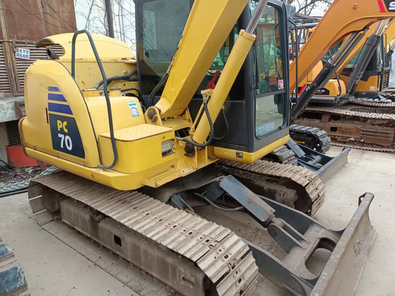 KOMATSU PC70 - حفارة مُصَّغرة: صورة 3 KOMATSU PC70 - حفارة مُصَّغرة: صورة 3