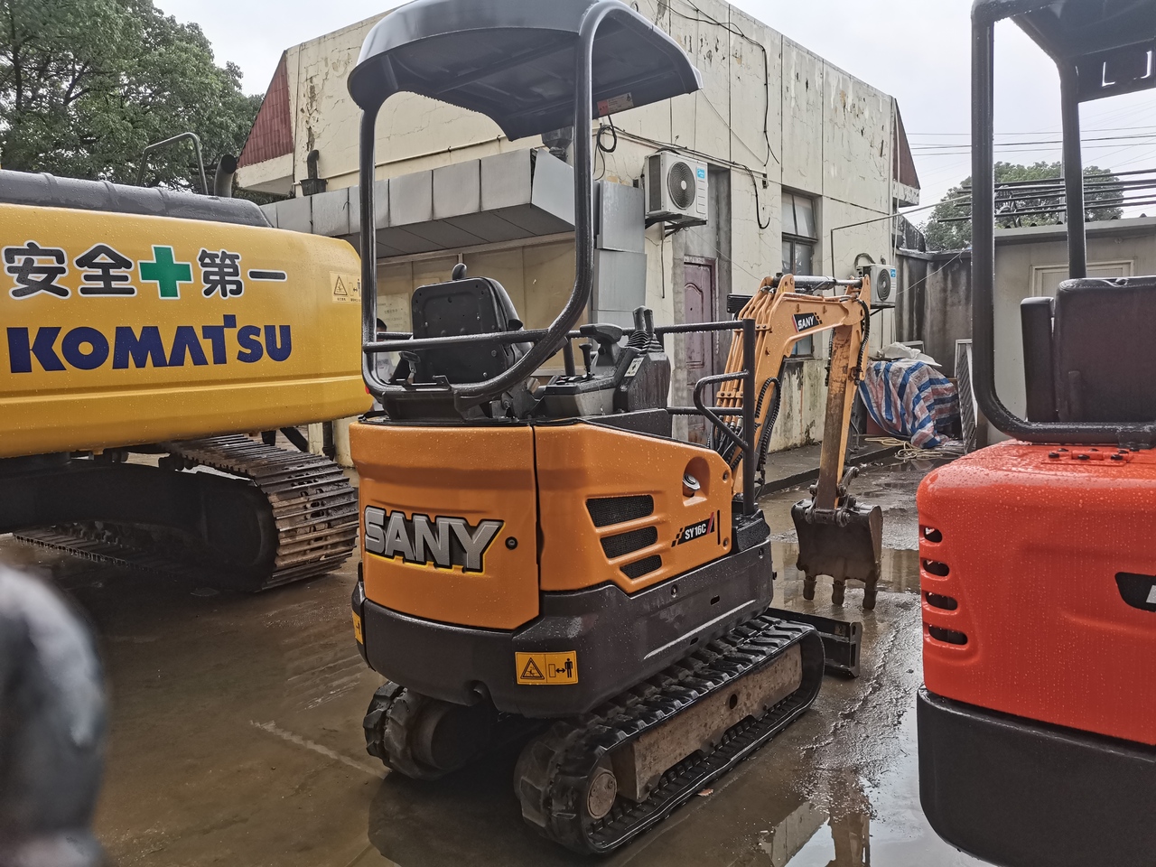 SANY SY16C -excavator - حفار زحاف: صورة 3 SANY SY16C -excavator - حفار زحاف: صورة 3