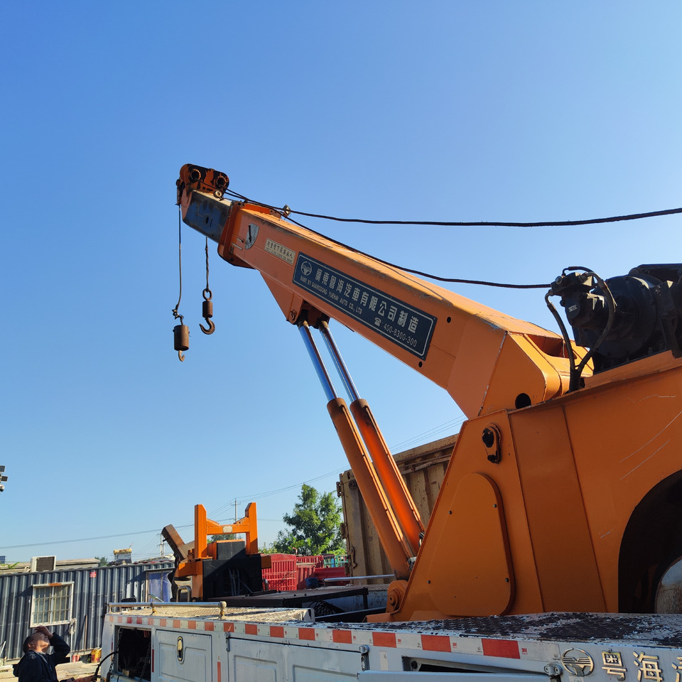 SINOTRUK Howo 8x4 - شاحنة كرين: صورة 5 SINOTRUK Howo 8x4 - شاحنة كرين: صورة 5