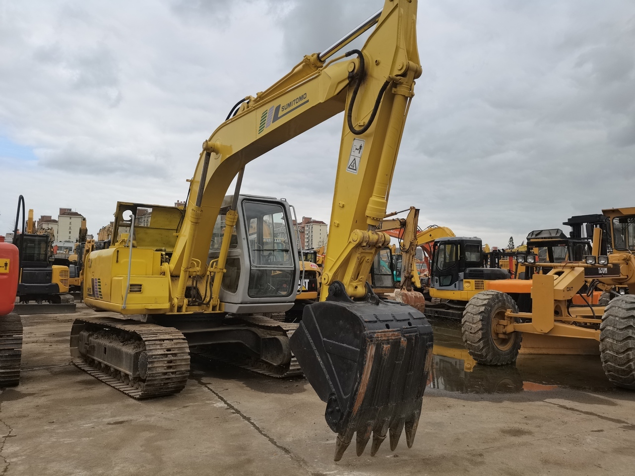Sumitomo SH120 - حفار زحاف: صورة 1 Sumitomo SH120 - حفار زحاف: صورة 1