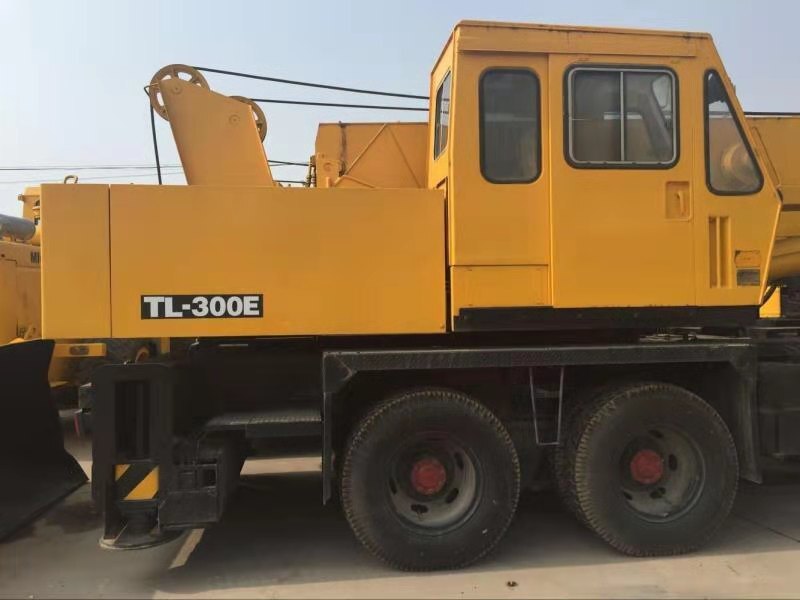 TADANO TL300-E - رافعة: صورة 4 TADANO TL300-E - رافعة: صورة 4