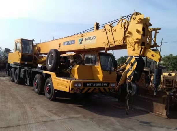 TADANO TL300-E - رافعة: صورة 2 TADANO TL300-E - رافعة: صورة 2