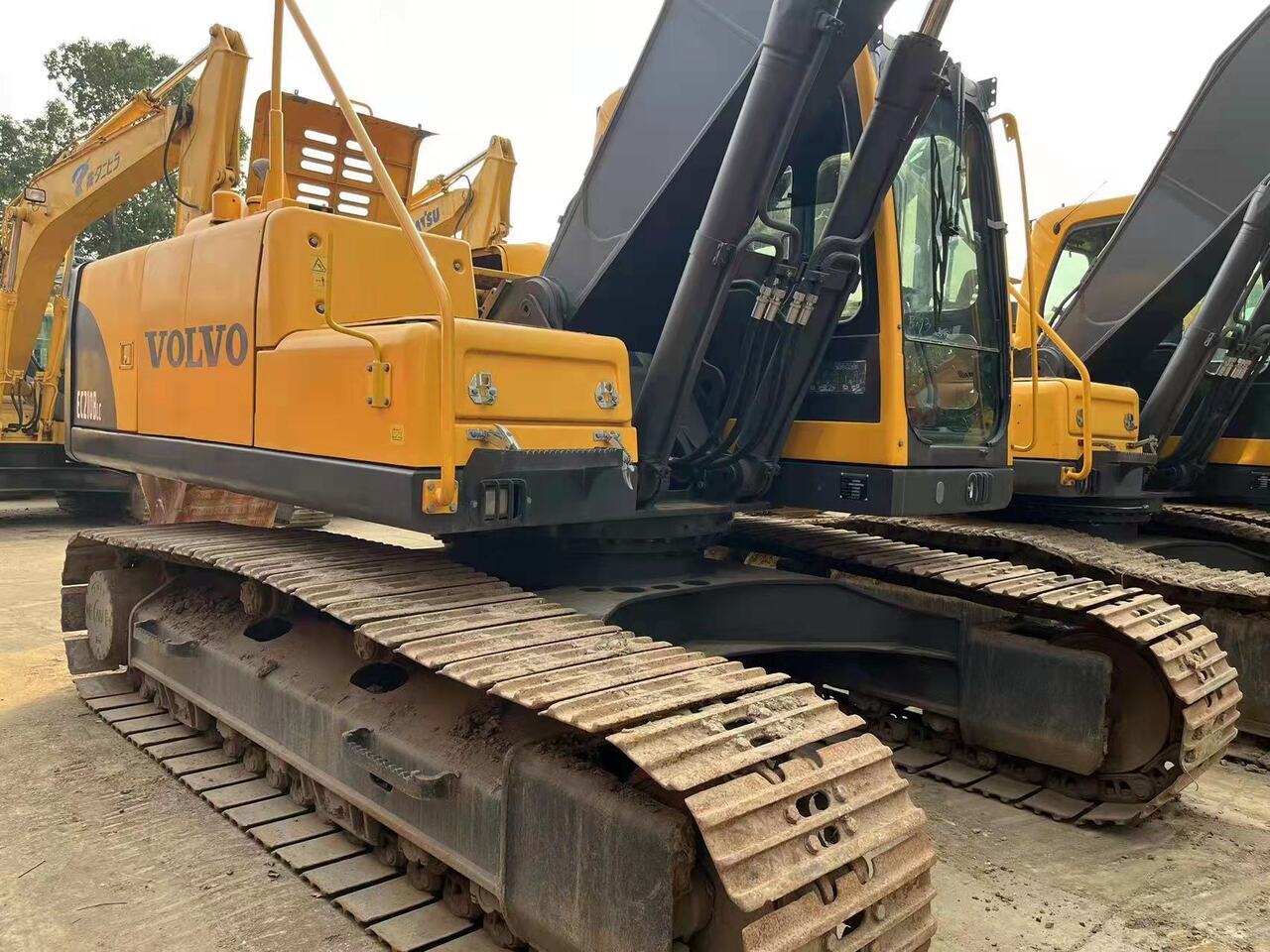 VOLVO EC210BLC - حفار زحاف: صورة 1 VOLVO EC210BLC - حفار زحاف: صورة 1