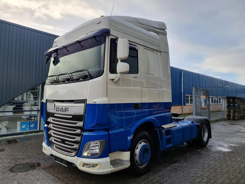 DAF XF 106.440 EURO 6/ Intarder/ Webasto/ ADR / Klima - وحدة جر: صورة 4 DAF XF 106.440 EURO 6/ Intarder/ Webasto/ ADR / Klima - وحدة جر: صورة 4