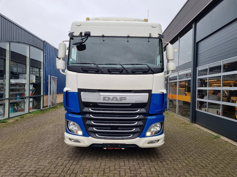 DAF XF 106.440 EURO 6/ Intarder/ Webasto/ ADR / Klima - وحدة جر: صورة 3 DAF XF 106.440 EURO 6/ Intarder/ Webasto/ ADR / Klima - وحدة جر: صورة 3