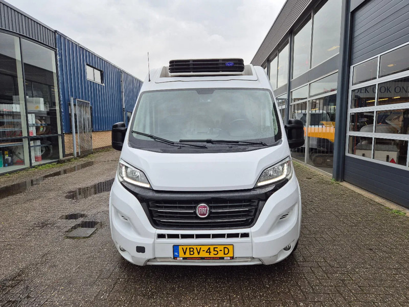 Fiat Ducato 2.3D L2H2 Koelwagen/ Carrier Xarios 300/ Standby 230V - شاحنة مُبرّدة للتوصيل: صورة 3 Fiat Ducato 2.3D L2H2 Koelwagen/ Carrier Xarios 300/ Standby 230V - شاحنة مُبرّدة للتوصيل: صورة 3