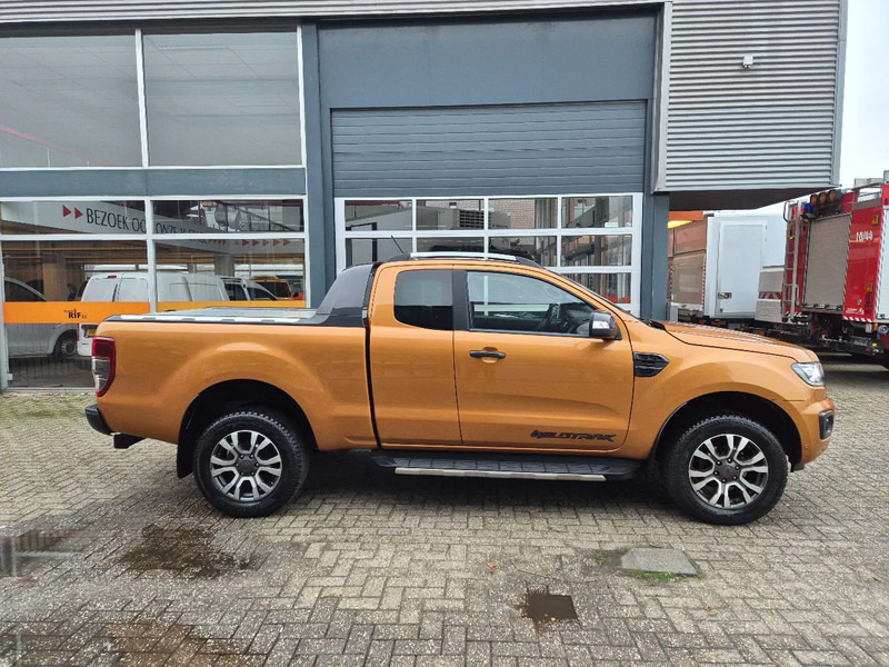 Ford Ranger 2.0 TDCI 4X4 BiTurbo WildTrak/ Leer/ Navi/ Camera/ Full Option - شاحنة البيك أب: صورة 2 Ford Ranger 2.0 TDCI 4X4 BiTurbo WildTrak/ Leer/ Navi/ Camera/ Full Option - شاحنة البيك أب: صورة 2
