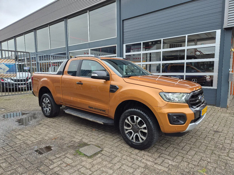 Ford Ranger 2.0 TDCI 4X4 BiTurbo WildTrak/ Leer/ Navi/ Camera/ Full Option - شاحنة البيك أب: صورة 1 Ford Ranger 2.0 TDCI 4X4 BiTurbo WildTrak/ Leer/ Navi/ Camera/ Full Option - شاحنة البيك أب: صورة 1