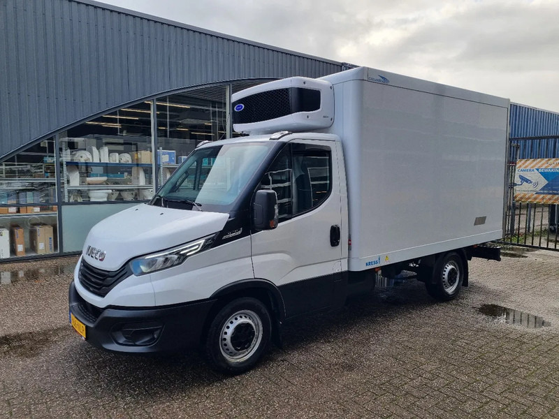 Iveco Daily 35S16 Hi-Matic Koelkoffer Carrier Xarios 5 ST 380V +20C/-20C Euro 6E - شاحنة مُبرّدة للتوصيل: صورة 4 Iveco Daily 35S16 Hi-Matic Koelkoffer Carrier Xarios 5 ST 380V +20C/-20C Euro 6E - شاحنة مُبرّدة للتوصيل: صورة 4