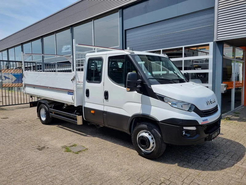 Iveco Daily 70C18/ Dreiseitenkipper/ Airco/ 7 Pers. - شاحنة قلاب: صورة 3 Iveco Daily 70C18/ Dreiseitenkipper/ Airco/ 7 Pers. - شاحنة قلاب: صورة 3