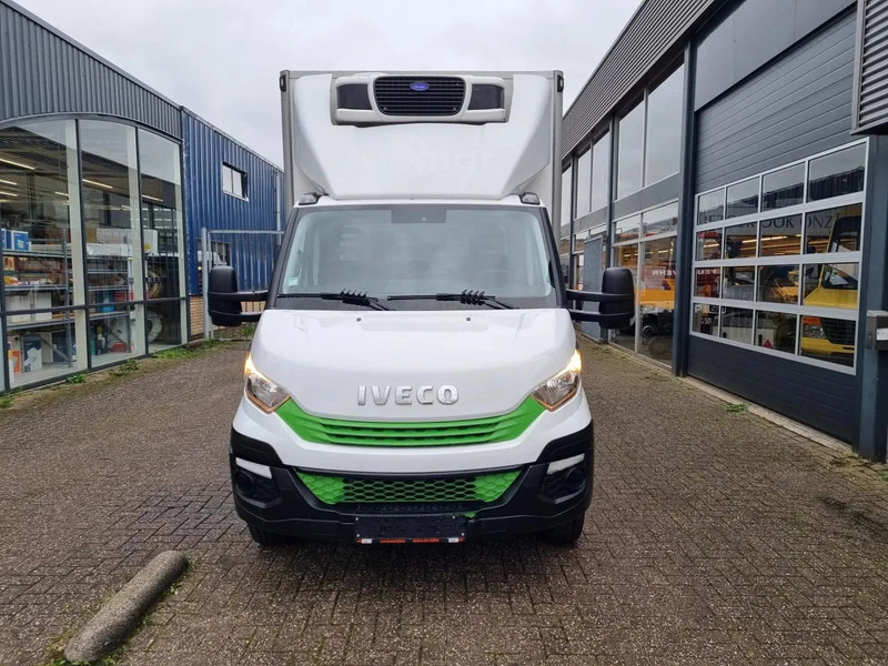 Iveco Daily 72C18/ 70C18 Kuhlkoffer/ Carrier 600 MT/ LBW/ Standby - شاحنة مُبرّدة للتوصيل: صورة 3 Iveco Daily 72C18/ 70C18 Kuhlkoffer/ Carrier 600 MT/ LBW/ Standby - شاحنة مُبرّدة للتوصيل: صورة 3