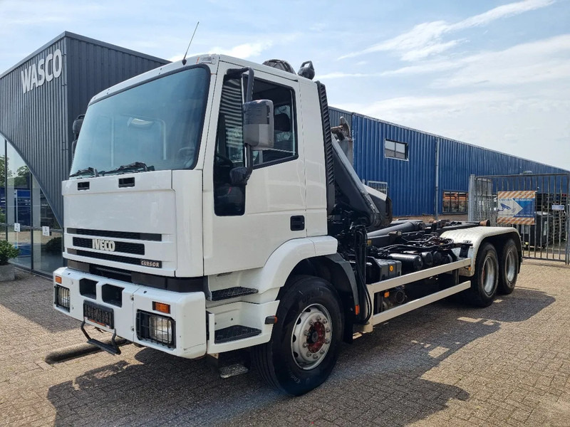 Iveco Eurotrakker 6X4 CURSOR 480 PK 20T HOOKLIFT 10.4 TM HIAB CRANE - شاحنة ذات خطاف, شاحنة كرين: صورة 4 Iveco Eurotrakker 6X4 CURSOR 480 PK 20T HOOKLIFT 10.4 TM HIAB CRANE - شاحنة ذات خطاف, شاحنة كرين: صورة 4