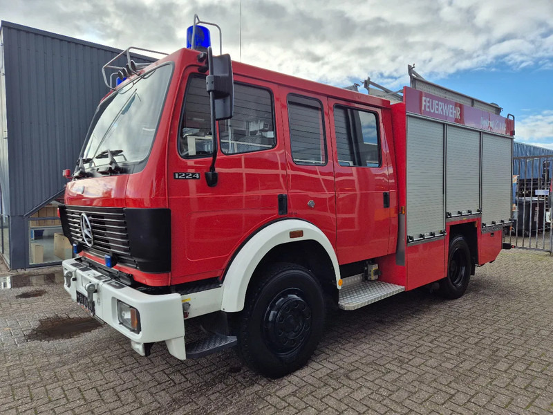 Mercedes-Benz SK 1224 4x4 FIRETRUCK/ FEUERWEHR/ 2400L TANK/ EXPEDITION - سيارة إطفاء: صورة 5 Mercedes-Benz SK 1224 4x4 FIRETRUCK/ FEUERWEHR/ 2400L TANK/ EXPEDITION - سيارة إطفاء: صورة 5