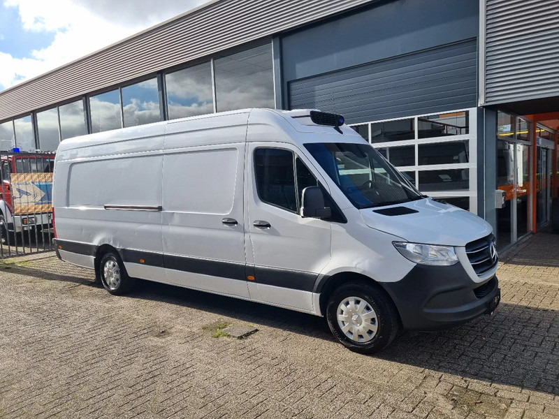Mercedes-Benz Sprinter 315 CDI L4H2 XXL Koelwagen Carrier Viento 350 Euro 6D-T - شاحنة مُبرّدة للتوصيل: صورة 1 Mercedes-Benz Sprinter 315 CDI L4H2 XXL Koelwagen Carrier Viento 350 Euro 6D-T - شاحنة مُبرّدة للتوصيل: صورة 1