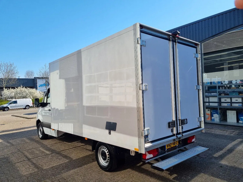 Mercedes-Benz Sprinter 316 CDI Kuhlkoffer Thermoking V300MAX Euro 6D 230V - شاحنة مُبرّدة للتوصيل: صورة 5 Mercedes-Benz Sprinter 316 CDI Kuhlkoffer Thermoking V300MAX Euro 6D 230V - شاحنة مُبرّدة للتوصيل: صورة 5