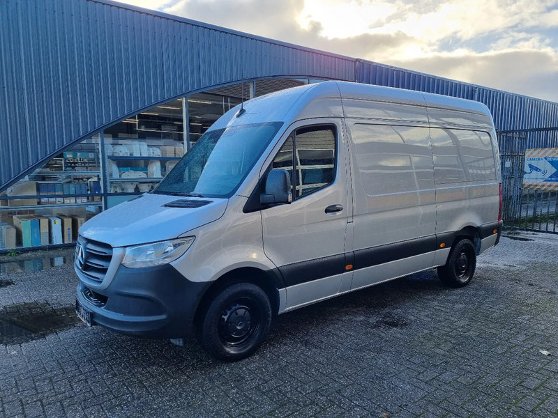 Mercedes-Benz Sprinter 316 CDI L2H2 2.2 CDI RWD Euro 6C - فان: صورة 4 Mercedes-Benz Sprinter 316 CDI L2H2 2.2 CDI RWD Euro 6C - فان: صورة 4