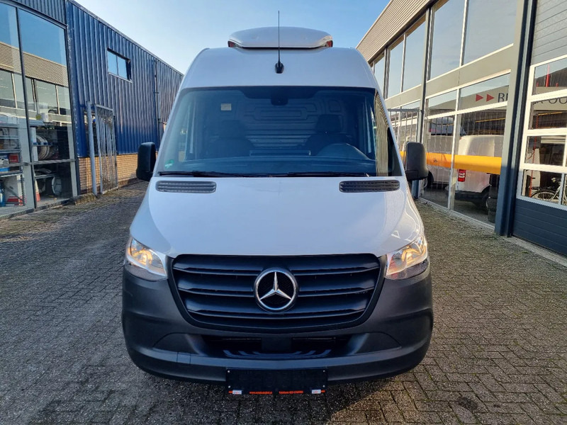 Mercedes-Benz Sprinter 316 CDI Maxi Koelwagen Kerstner 0' C Euro 6 - شاحنة مُبرّدة للتوصيل: صورة 3 Mercedes-Benz Sprinter 316 CDI Maxi Koelwagen Kerstner 0' C Euro 6 - شاحنة مُبرّدة للتوصيل: صورة 3
