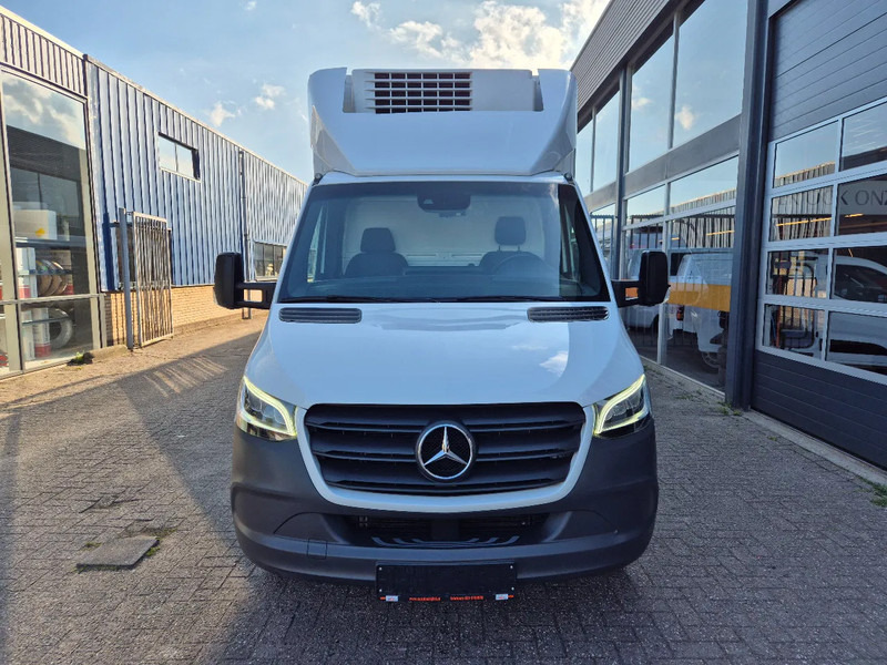 Mercedes-Benz Sprinter 519 CDI/ Kuhlkoffer/ TK V500 MAX MT/ -20+20 - شاحنة مُبرّدة للتوصيل: صورة 4 Mercedes-Benz Sprinter 519 CDI/ Kuhlkoffer/ TK V500 MAX MT/ -20+20 - شاحنة مُبرّدة للتوصيل: صورة 4