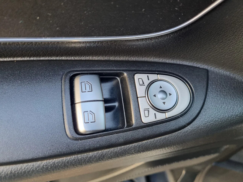 فان المدمجة Mercedes-Benz Vito 114 CDI L2 Euro 6 RWD 2.2 CDI: صورة 19