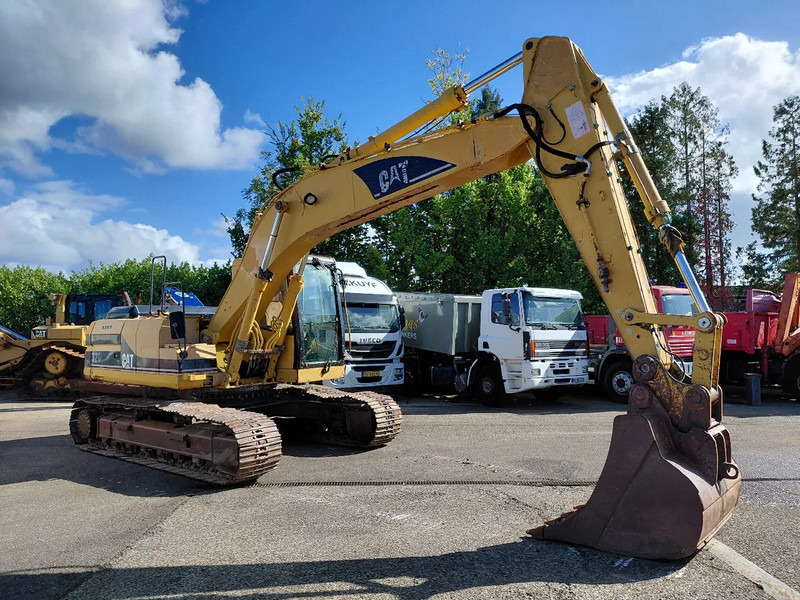 Caterpillar 320L - حفار زحاف: صورة 1 Caterpillar 320L - حفار زحاف: صورة 1