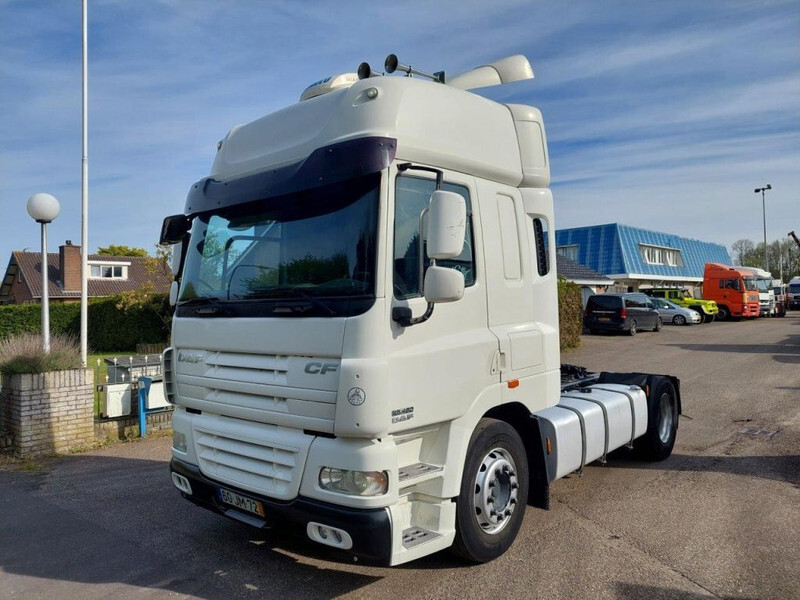 DAF CF 85.460 4x2 Retarder - وحدة جر: صورة 1 DAF CF 85.460 4x2 Retarder - وحدة جر: صورة 1