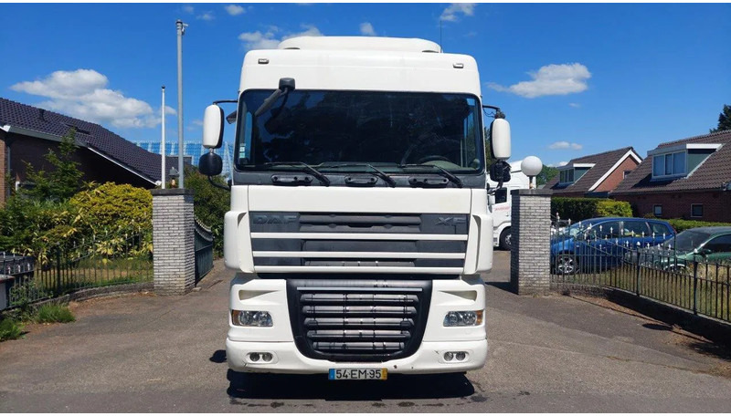 DAF XF 105.410 4x2 - وحدة جر: صورة 5 DAF XF 105.410 4x2 - وحدة جر: صورة 5