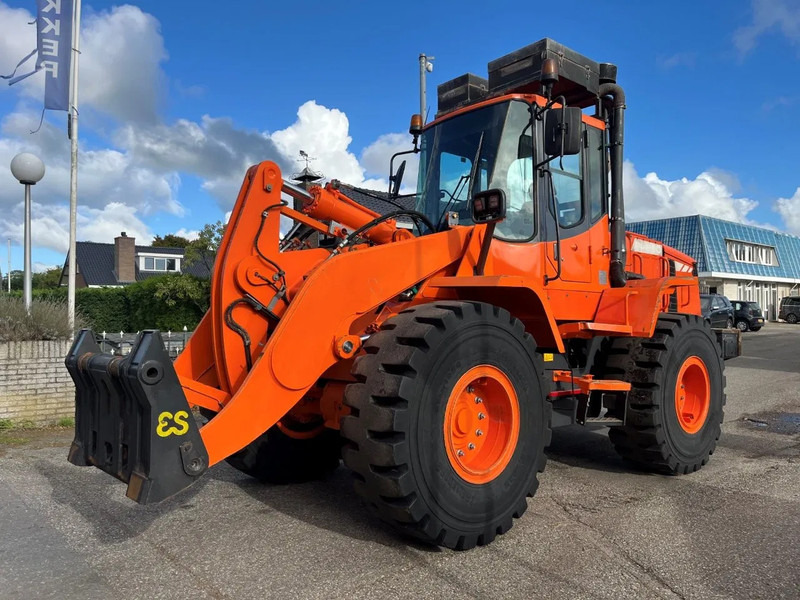 Doosan DL250 - اللودر بعجل: صورة 1 Doosan DL250 - اللودر بعجل: صورة 1