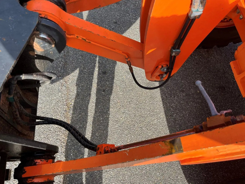 Doosan DL250 - اللودر بعجل: صورة 5 Doosan DL250 - اللودر بعجل: صورة 5