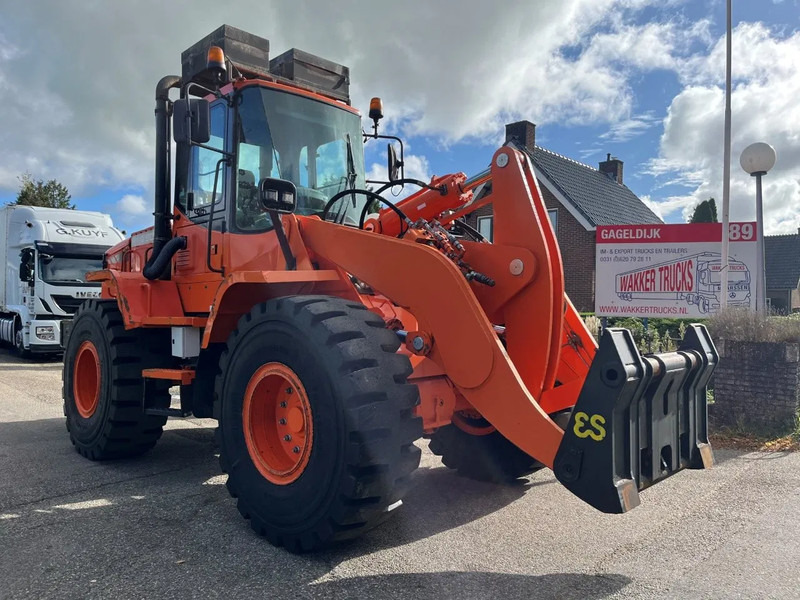 Doosan DL250 - اللودر بعجل: صورة 3 Doosan DL250 - اللودر بعجل: صورة 3