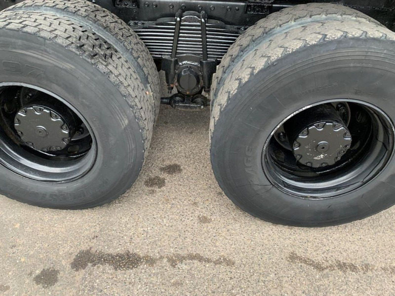 MAN 33.372 6X4 KIPPER MANUAL ZF GEARBOX - شاحنة قلاب: صورة 5 MAN 33.372 6X4 KIPPER MANUAL ZF GEARBOX - شاحنة قلاب: صورة 5