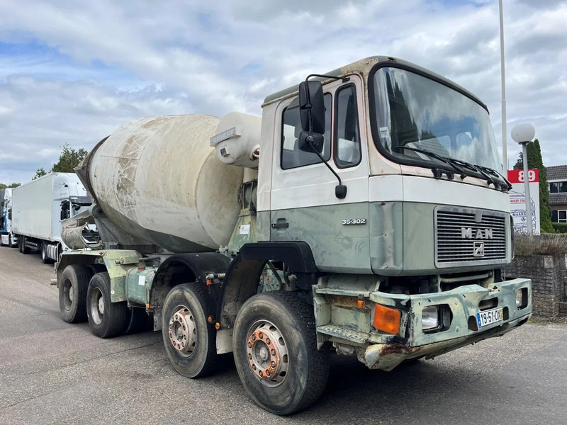 MAN 35.302 8x4 FULL STEEL SPRING MANUAL ZF GEARBOX !!! 6 CILINDER !!! - شاحنة خلاطة خرسانة: صورة 4 MAN 35.302 8x4 FULL STEEL SPRING MANUAL ZF GEARBOX !!! 6 CILINDER !!! - شاحنة خلاطة خرسانة: صورة 4