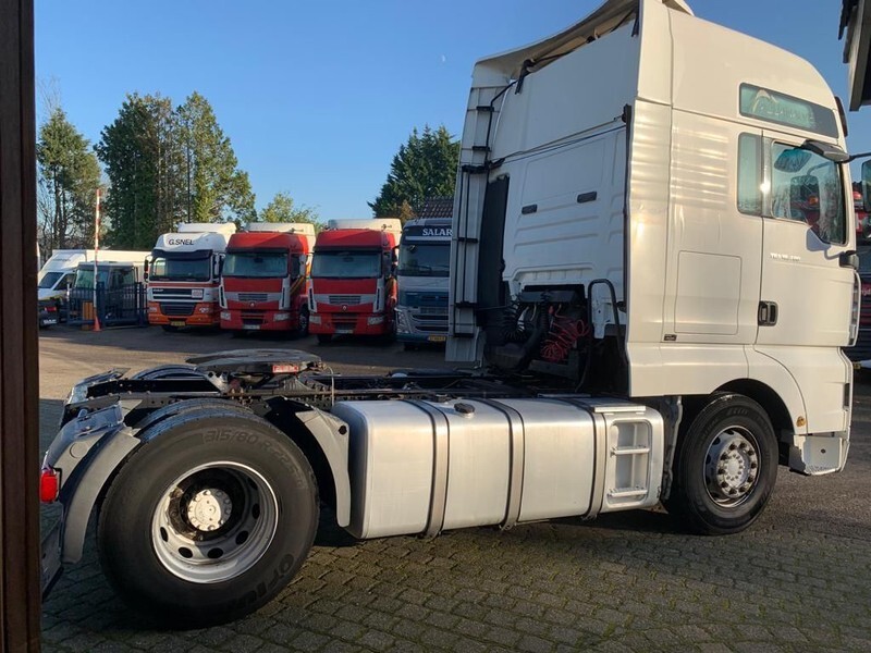 MAN TGA 18.480 6 HEAD ENGINE AUTOMATIC RETARDER - وحدة جر: صورة 3 MAN TGA 18.480 6 HEAD ENGINE AUTOMATIC RETARDER - وحدة جر: صورة 3