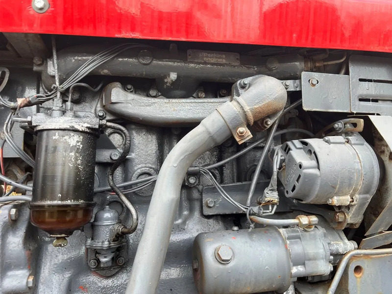 Massey Ferguson 265 MF 265 4x2 tractor - جرار: صورة 5 Massey Ferguson 265 MF 265 4x2 tractor - جرار: صورة 5