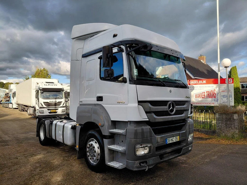 Mercedes-Benz Axor 1843 2 Pieces 4x2 Retarder - وحدة جر: صورة 2 Mercedes-Benz Axor 1843 2 Pieces 4x2 Retarder - وحدة جر: صورة 2
