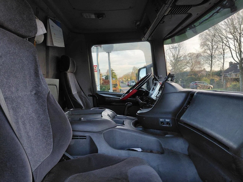 Scania P114-340 114G 340 BIG AXLE FULL STEEL SPRING 3+3 MANUAL GEARBOX - شاحنات مسطحة: صورة 4 Scania P114-340 114G 340 BIG AXLE FULL STEEL SPRING 3+3 MANUAL GEARBOX - شاحنات مسطحة: صورة 4