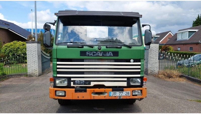 Scania P92 6x2 FULL STEEL MANUAL GEARBOX - شاحنة هيكل كابينة: صورة 5 Scania P92 6x2 FULL STEEL MANUAL GEARBOX - شاحنة هيكل كابينة: صورة 5