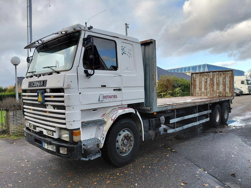 Scania R113-360 6x2 Plato Steel Suspension - شاحنات مسطحة: صورة 1 Scania R113-360 6x2 Plato Steel Suspension - شاحنات مسطحة: صورة 1
