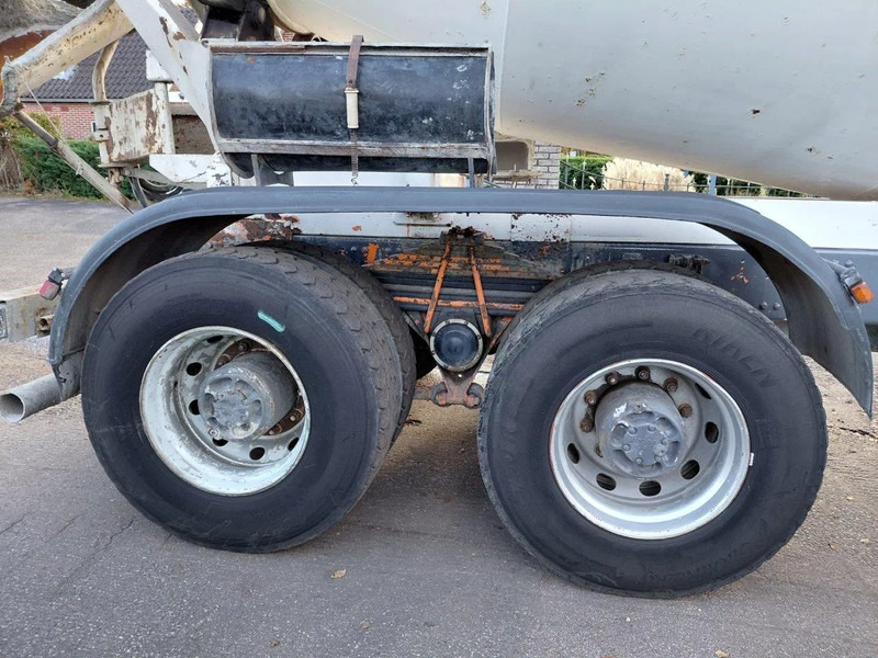 شاحنة خلاطة خرسانة Volvo FM 12.340 8x4 Mixer Steel Suspension: صورة 10 شاحنة خلاطة خرسانة Volvo FM 12.340 8x4 Mixer Steel Suspension: صورة 10
