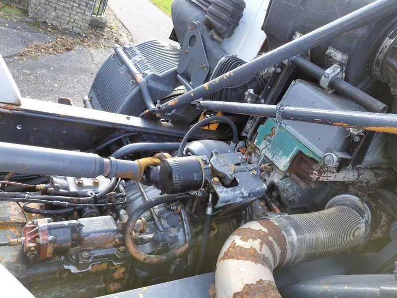 شاحنة خلاطة خرسانة Volvo FM 12.340 8x4 Mixer Steel Suspension: صورة 11 شاحنة خلاطة خرسانة Volvo FM 12.340 8x4 Mixer Steel Suspension: صورة 11