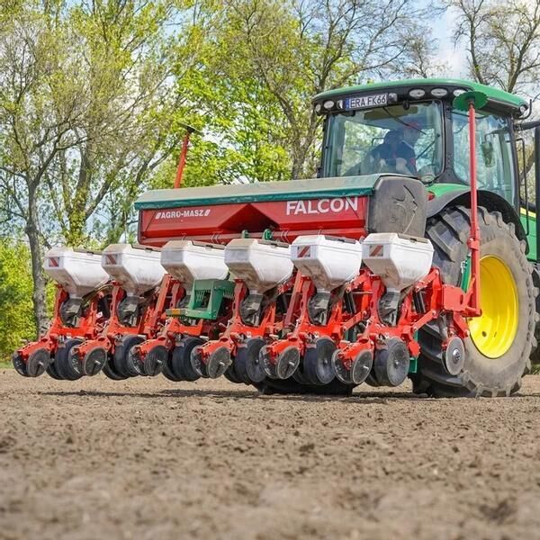 AGRO-MASZ FALCON - SIEWNIK PUNKTOWY - آلة نثر البذور الدقيقة: صورة 2 AGRO-MASZ FALCON - SIEWNIK PUNKTOWY - آلة نثر البذور الدقيقة: صورة 2