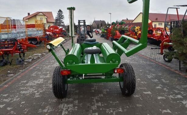 Awid Czyżew Self loading bale wrapper/ Owijarka samozaładowcza - آلة تغليف بالة التبن: صورة 3 Awid Czyżew Self loading bale wrapper/ Owijarka samozaładowcza - آلة تغليف بالة التبن: صورة 3