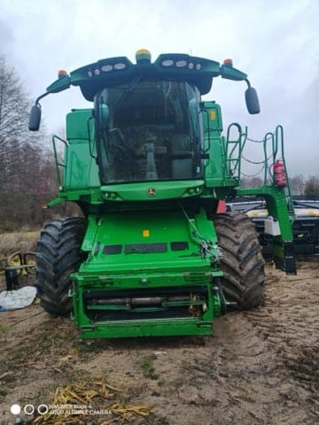 JOHN DEERE - حصادة موحَّدة: صورة 2 JOHN DEERE - حصادة موحَّدة: صورة 2