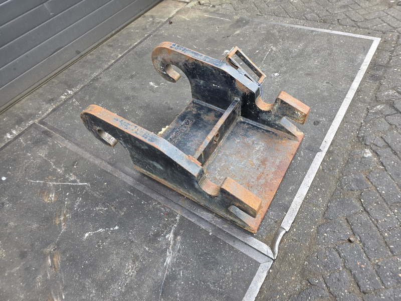 Adaptor plate cw55s verachtert kopplaat cw55s verachtert eurosteel - قارنة توصيل هيدروليكي - آلات البناء: صورة 2 Adaptor plate cw55s verachtert kopplaat cw55s verachtert eurosteel - قارنة توصيل هيدروليكي - آلات البناء: صورة 2