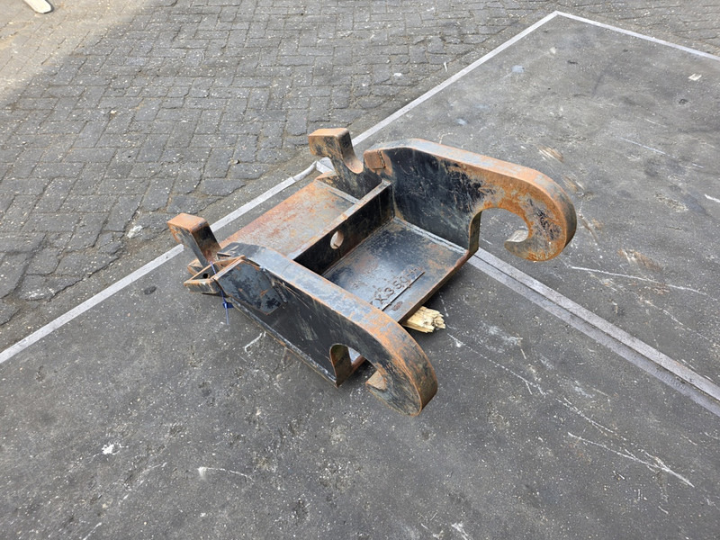 Adaptor plate cw55s verachtert kopplaat cw55s verachtert eurosteel - قارنة توصيل هيدروليكي - آلات البناء: صورة 4 Adaptor plate cw55s verachtert kopplaat cw55s verachtert eurosteel - قارنة توصيل هيدروليكي - آلات البناء: صورة 4