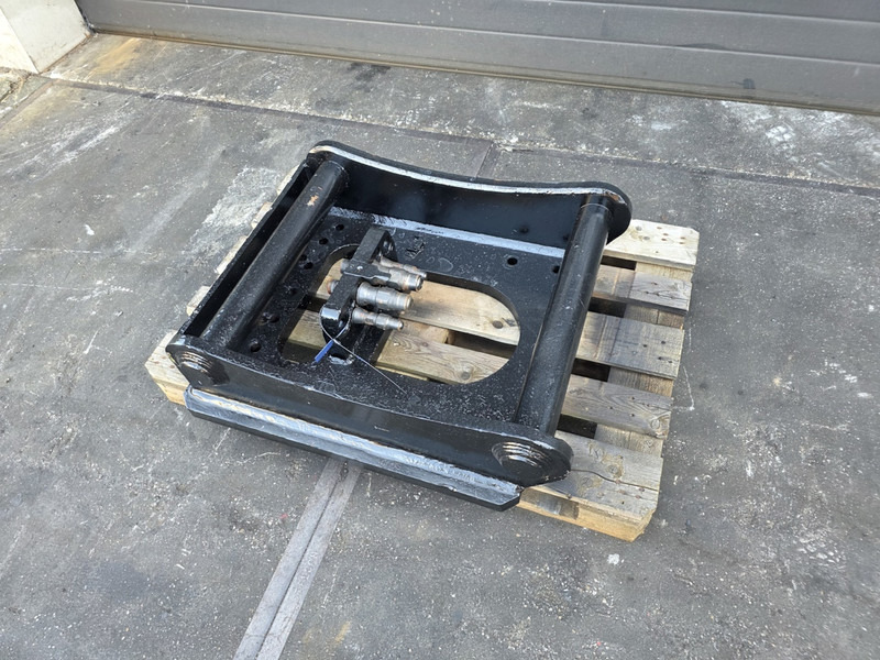 Fuchs fqc sennebogen adaptor plate FQC liebherr sennebogen fqc plate shear - قارنة توصيل هيدروليكي - آلات البناء: صورة 2 Fuchs fqc sennebogen adaptor plate FQC liebherr sennebogen fqc plate shear - قارنة توصيل هيدروليكي - آلات البناء: صورة 2