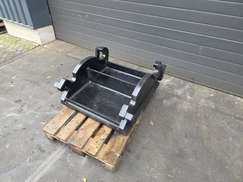 Kopplaat cw45 breedt adaptor plate verachtert cw 45 - قارنة توصيل هيدروليكي - آلات البناء: صورة 2 Kopplaat cw45 breedt adaptor plate verachtert cw 45 - قارنة توصيل هيدروليكي - آلات البناء: صورة 2