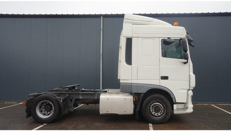 DAF XF 440 SPACECAB EURO 6 - وحدة جر: صورة 2 DAF XF 440 SPACECAB EURO 6 - وحدة جر: صورة 2