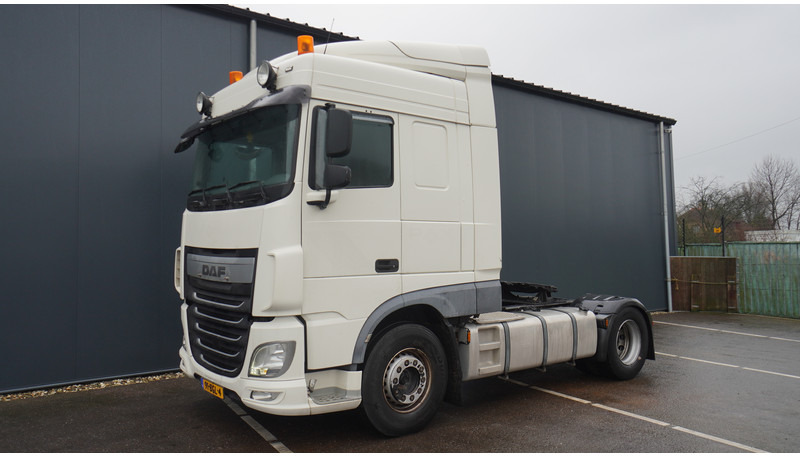 DAF XF 440 SPACECAB EURO 6 - وحدة جر: صورة 3 DAF XF 440 SPACECAB EURO 6 - وحدة جر: صورة 3