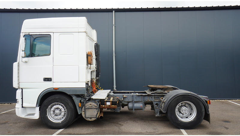 DAF XF 95.380 SC MANUAL GEARBOX - وحدة جر: صورة 1 DAF XF 95.380 SC MANUAL GEARBOX - وحدة جر: صورة 1